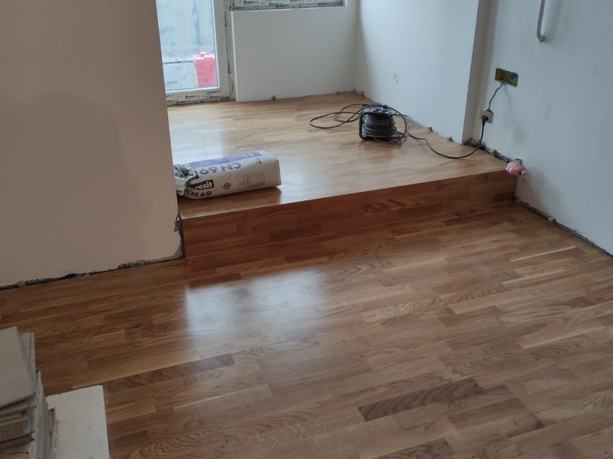 Klasičan hrastov parket, tri sloja laka